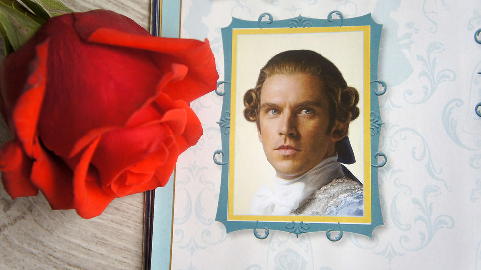 Миниатюра: Журнал для наклеек Panini Disney. Красавица и чудовище + 5 пакетиков наклеек