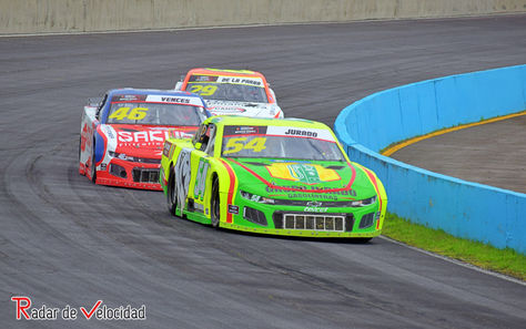 Omar Jurado, tuvo una dura final de Temporada Regular en NASCAR México Series