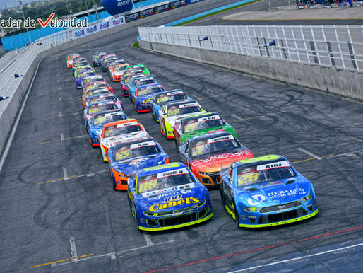 Alessandros Racing coloca a todos sus pilotos en playoffs