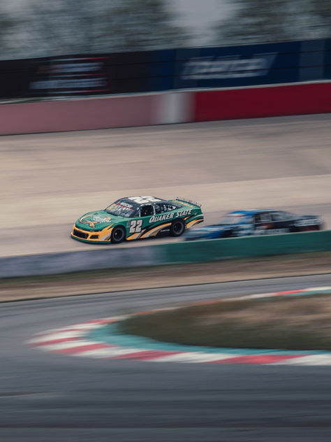 Santiago Tovar llega a Querétaro por la bandera de cuadros de NASCAR MEXICO
