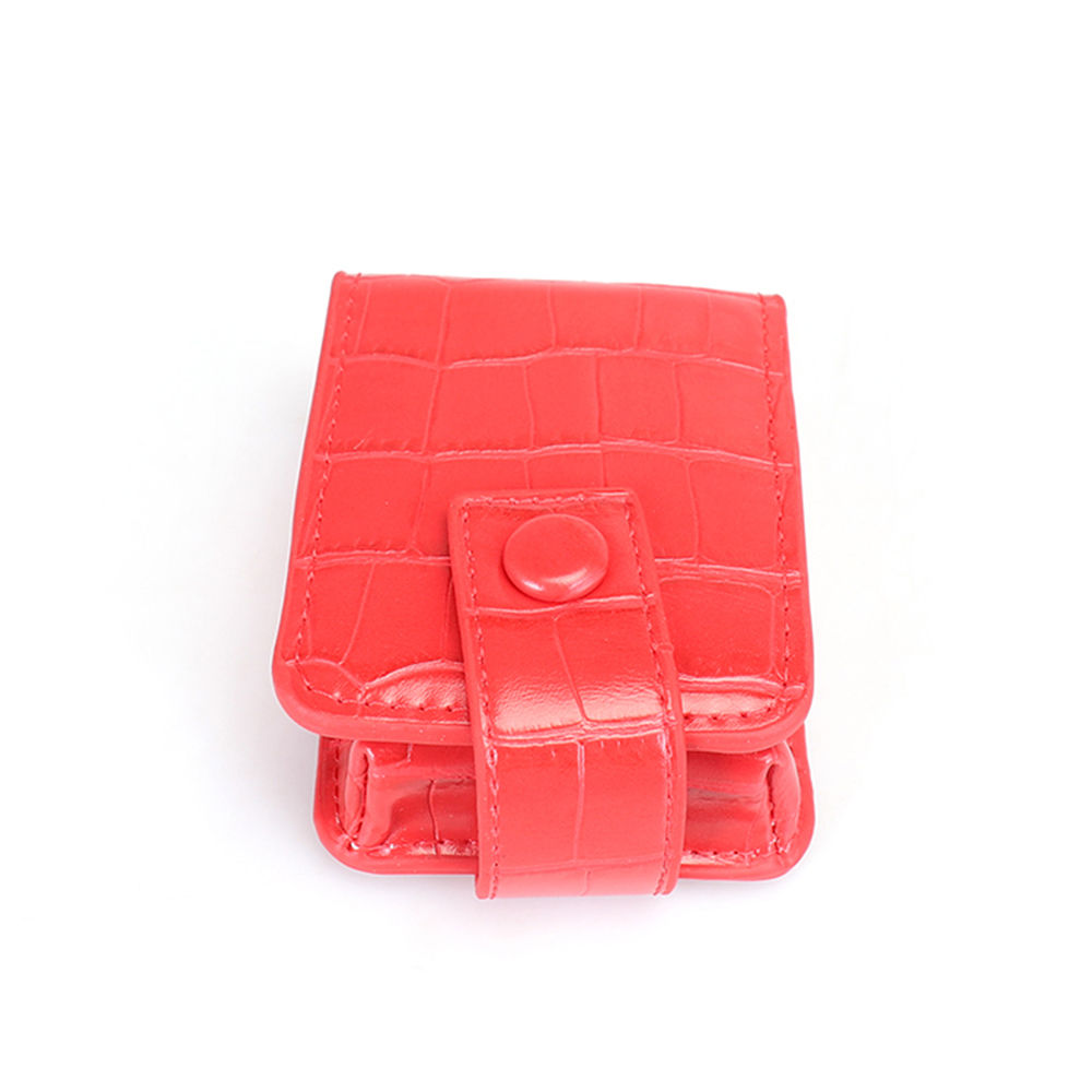 Red envelope with mirror to fix makeup