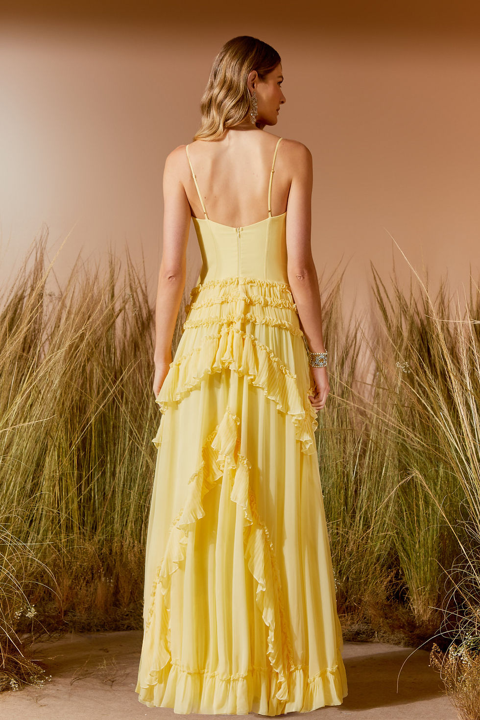 Miniatura: Vestido longo babados plissado Agilita amarelo manteiga