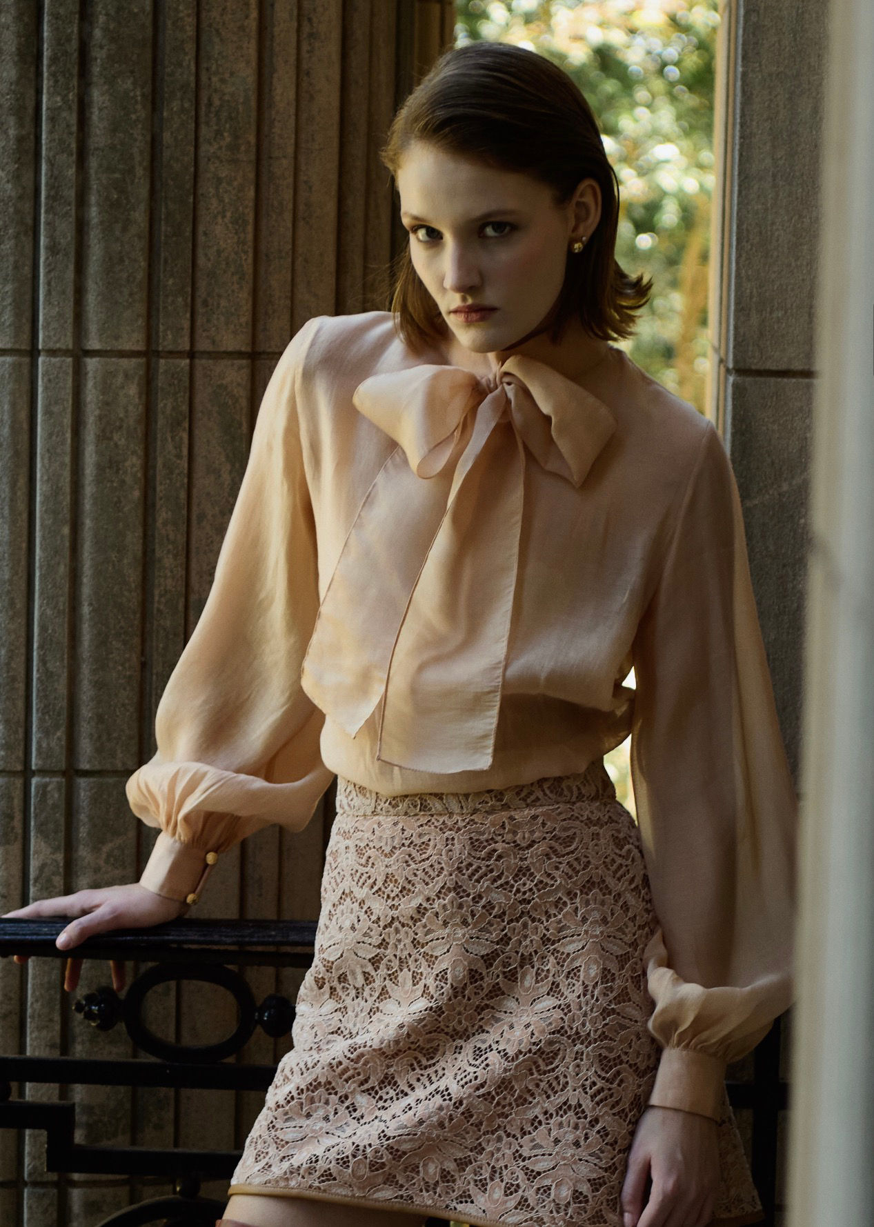 Blusa Mara bege LN Brand 