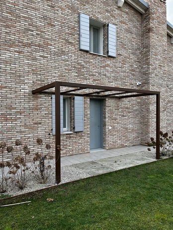 Pergola in ferro a Reggio Emilia