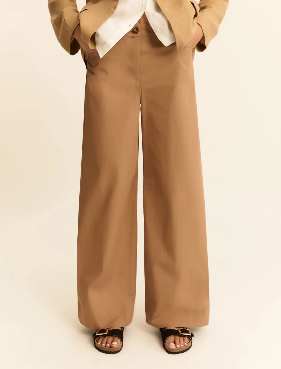 Miniatura: EMME  -   PANTALONE WIDE LEG IN GABARDINA STRETCH - CAMMELLO