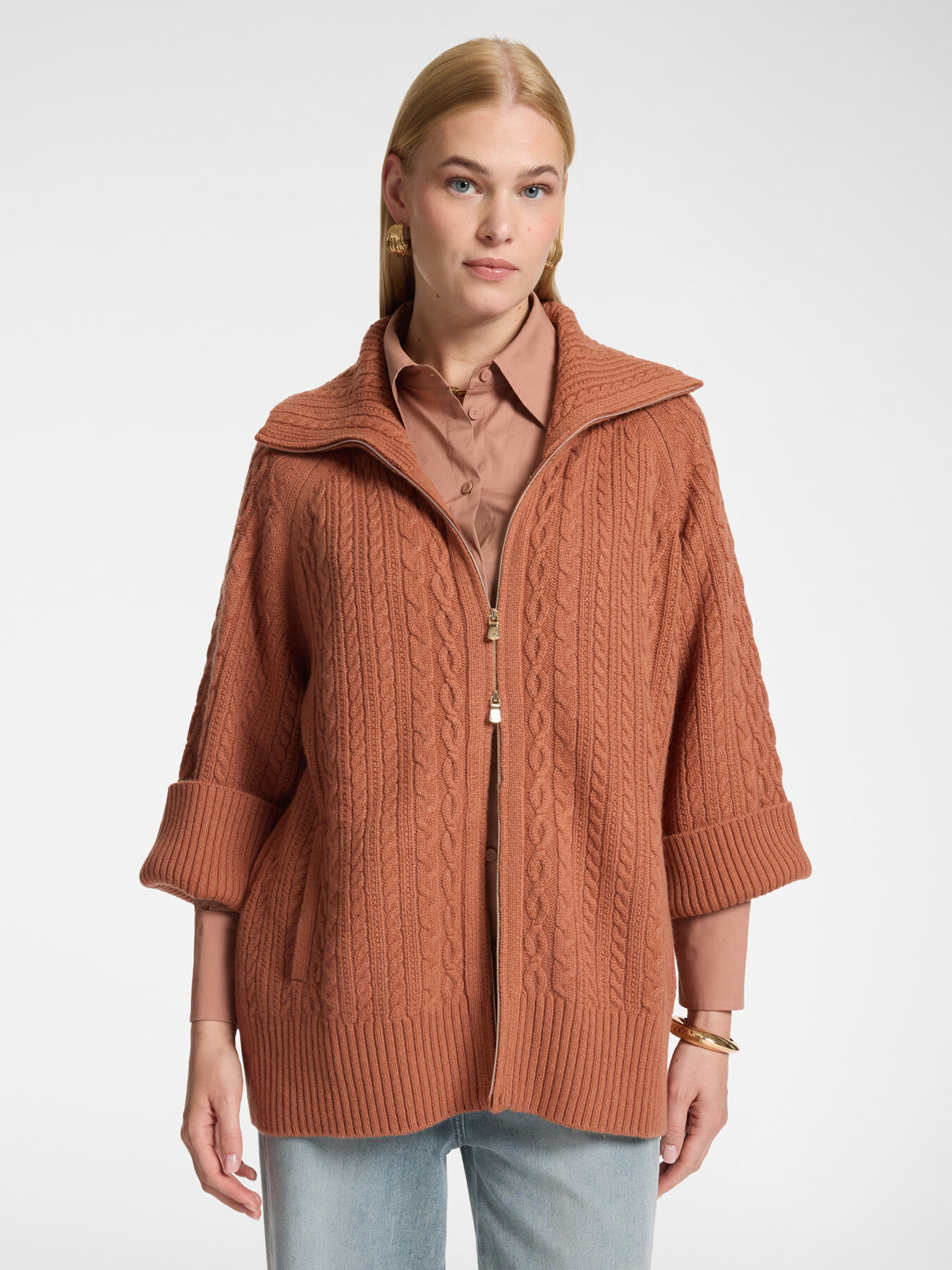 ELENAMIRO' -  Cardigan lana trecce collo alto