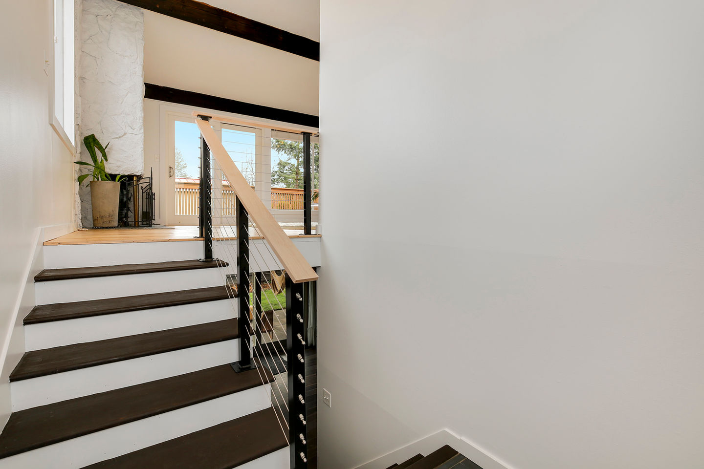 Updated railing.
