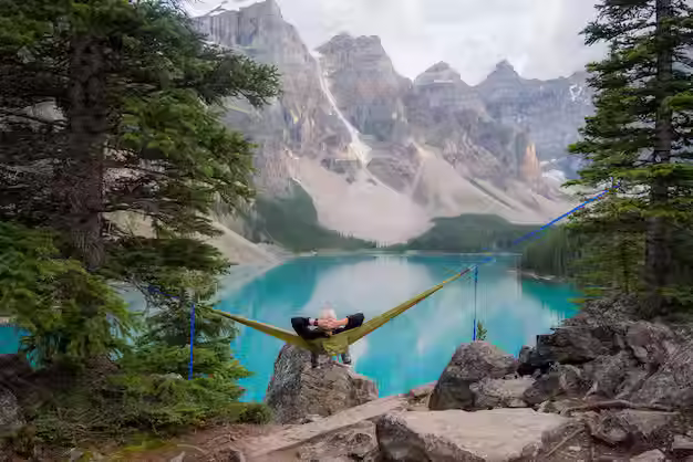Sunrise at Moraine Lake