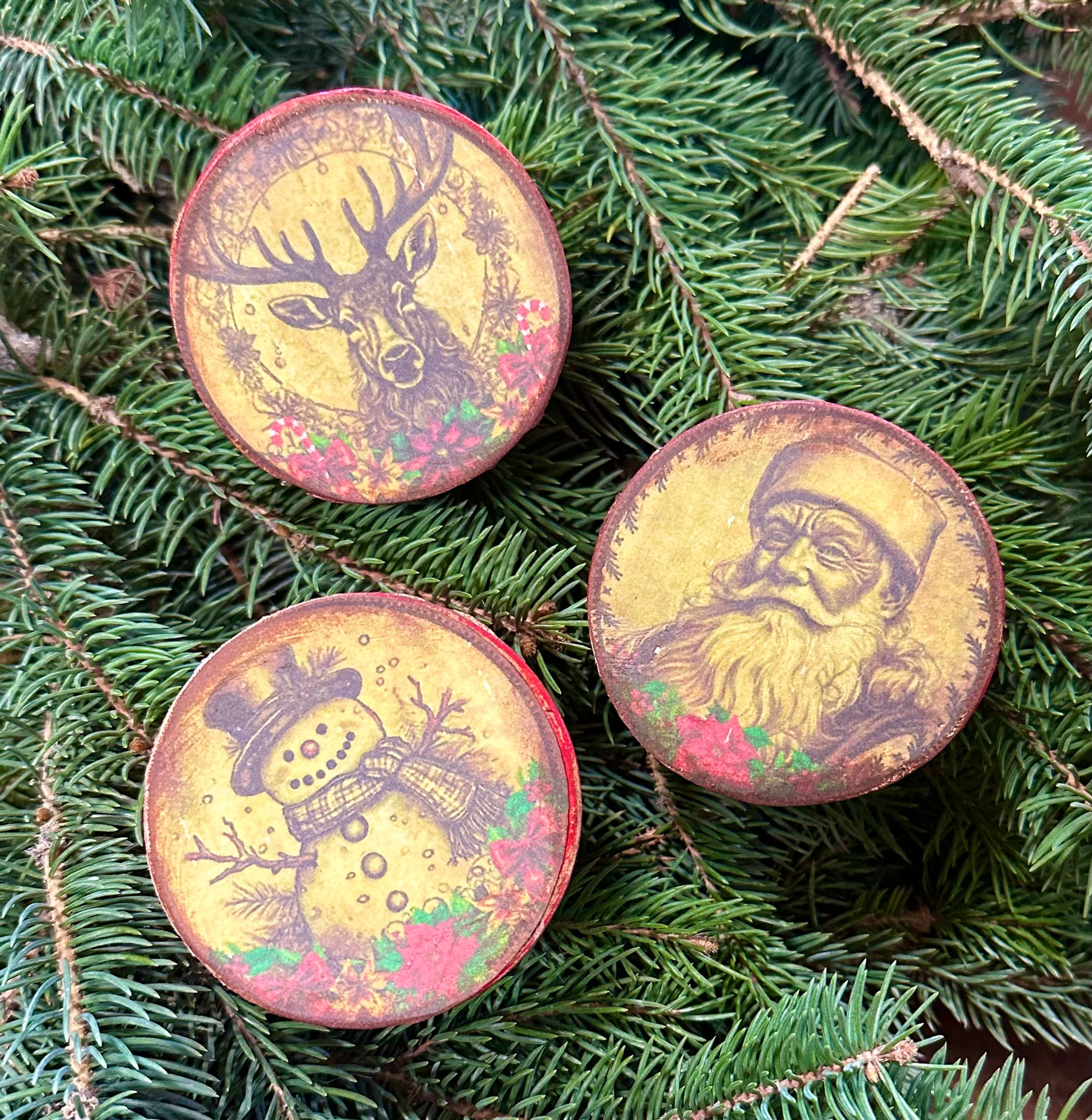 NEW!  Tattered & Torn Mini Christmas Boxes #26