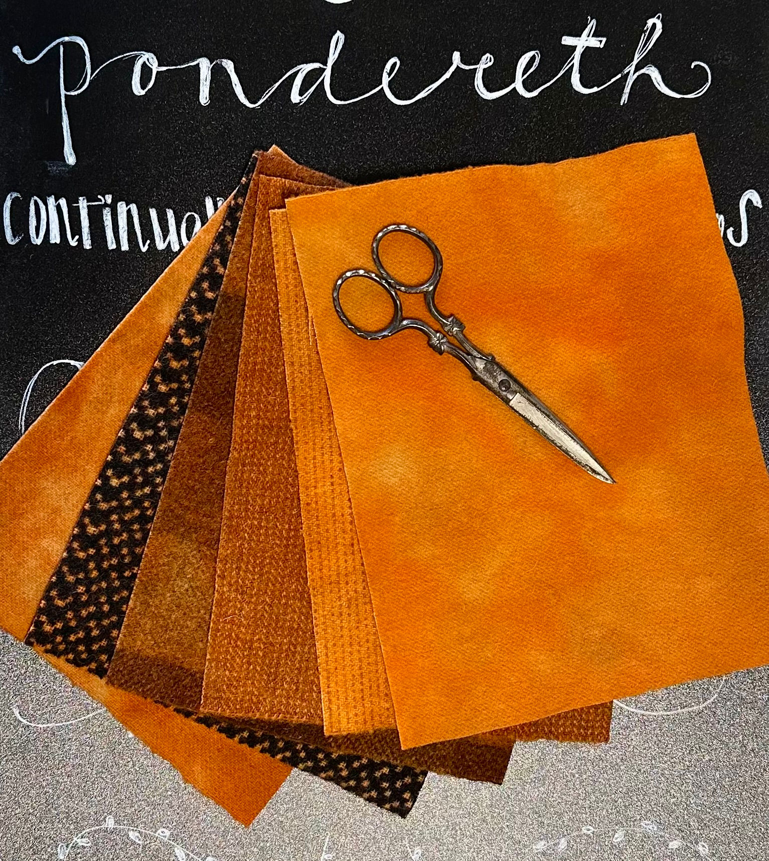 NEW!  "Early Settlers Hand Dyed Wool" Martilla