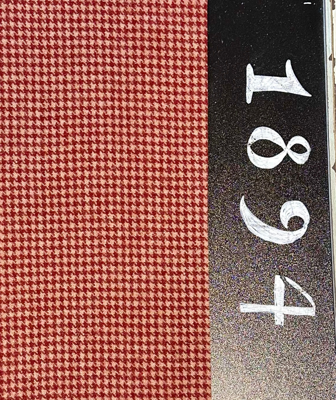 "Williamsburg Red" FAT QUARTER