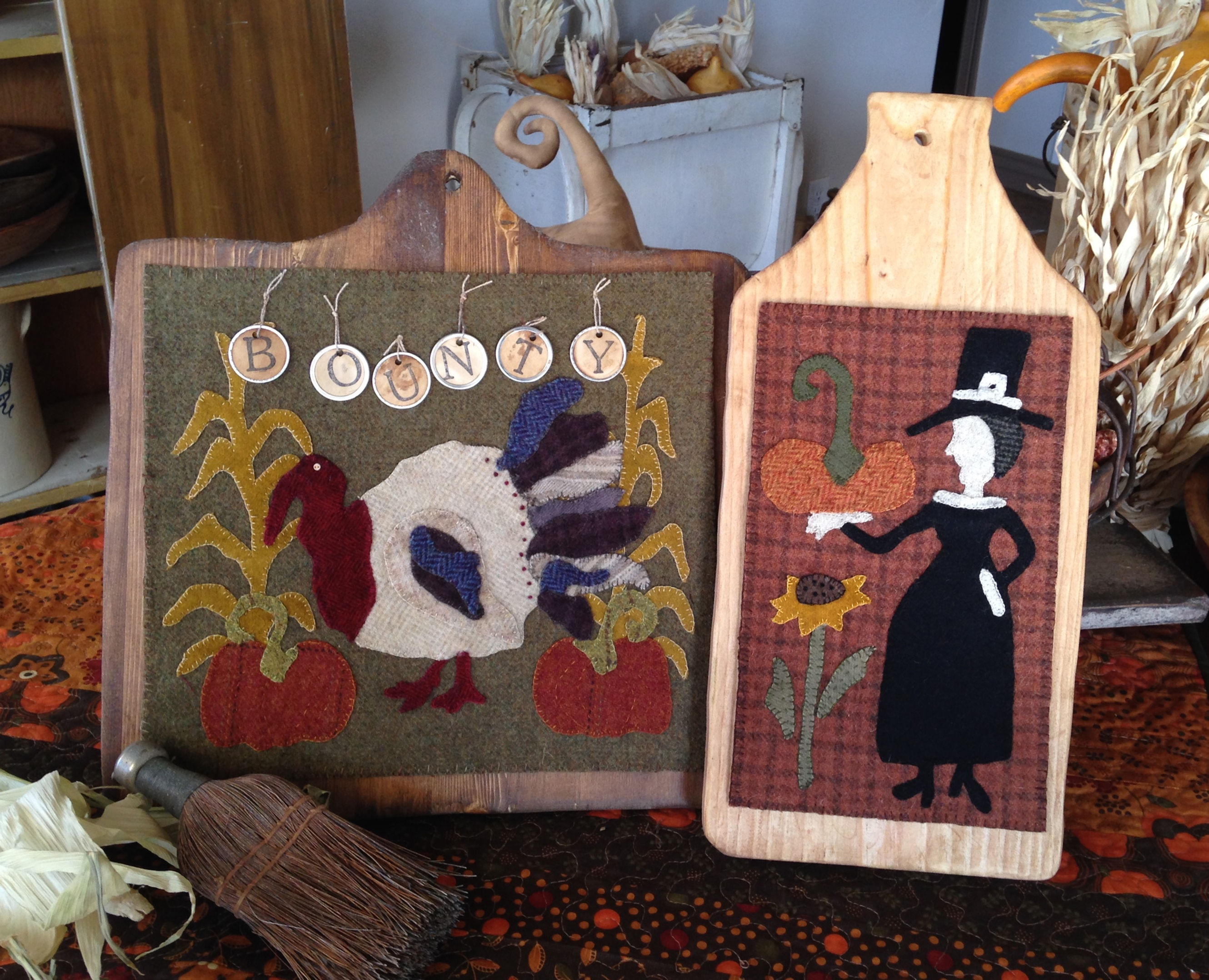 #258 "Bounty" Wool Applique Pattern