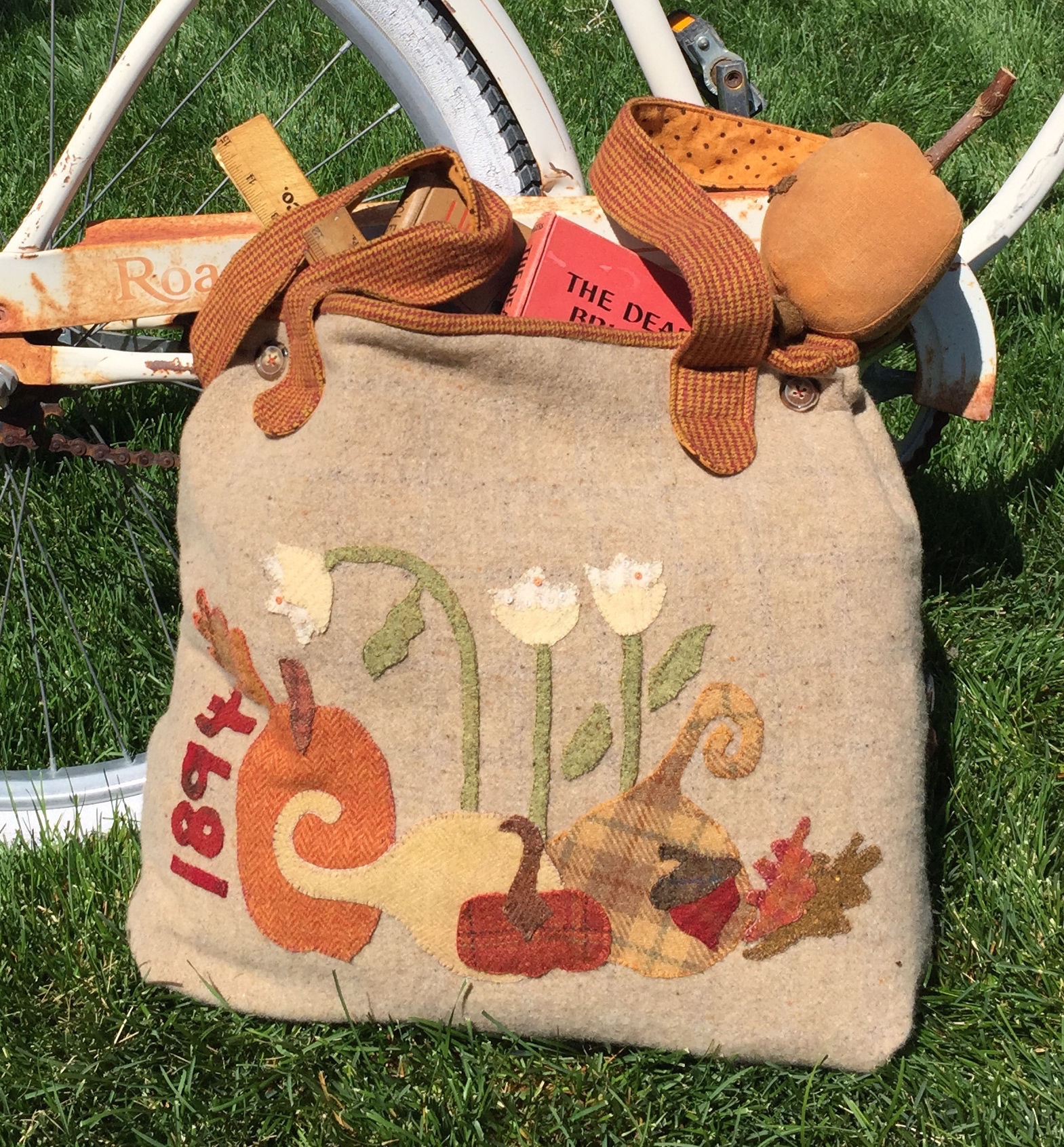 #251 "1894 Harvest" Hand Bag Pattern