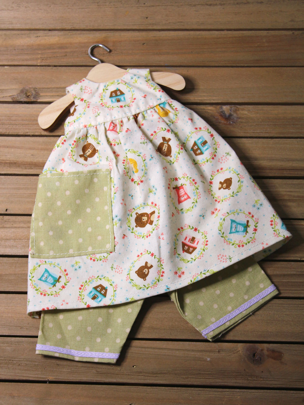 vêtement compatible poupée Mia/ grand cupecake de Linda Macario 25 cm vêtement compatible poupée Mia/ grand cupecake de Linda Macario 25 cm