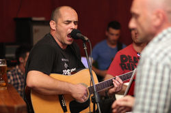 MAJDANPEK - WHISKERS