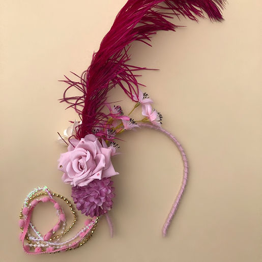 Tiara Flor Rosa com Pluma acessórios femininos moda carnaval