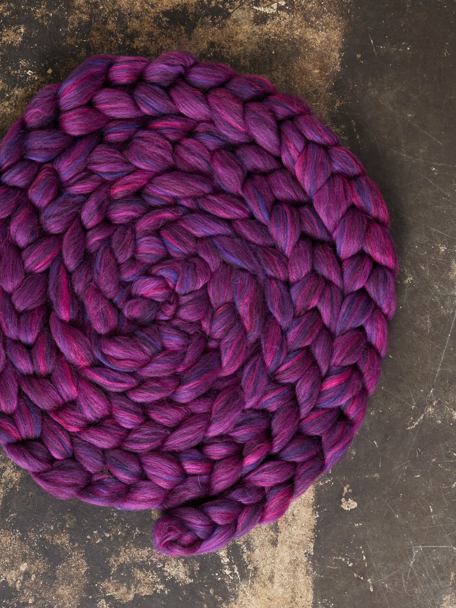 Thumbnail: Zwartble, BFL and Merino Tops