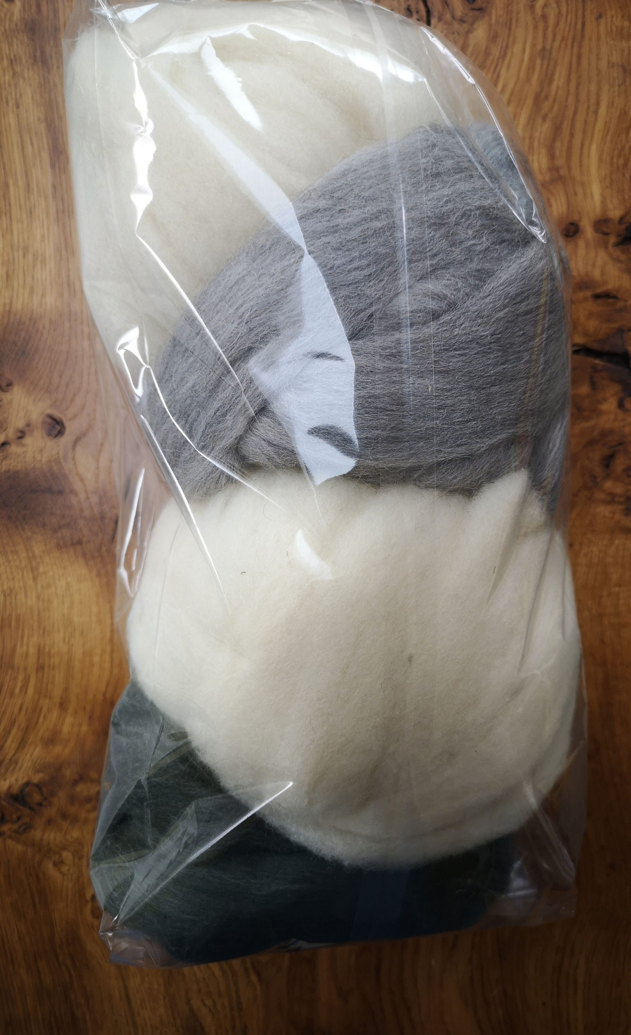 Peg Loom weaving bundle