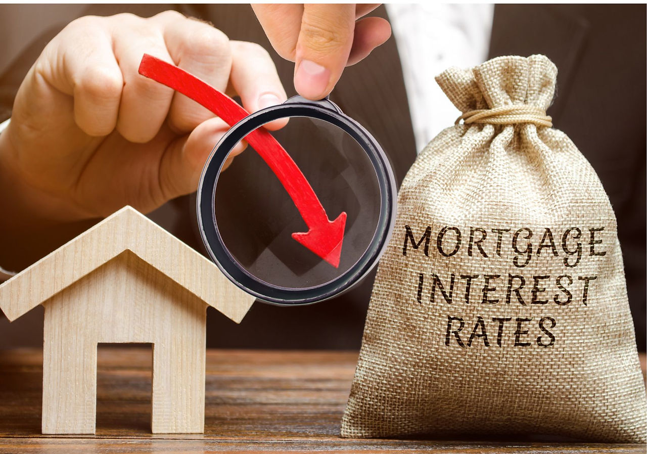 Mortgage rates going down graphic