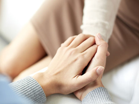 Why People Pleasing is Robbing You of Your Authenticity.
