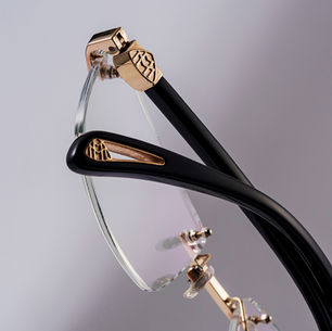 MAYBACH: DESIGN MEETS CRAFTSMANSHIP