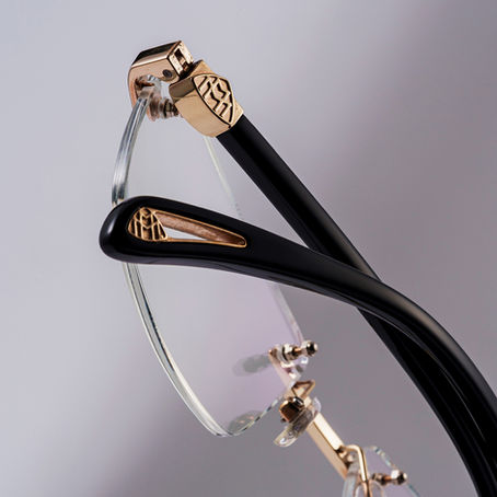 MAYBACH: DESIGN MEETS CRAFTSMANSHIP