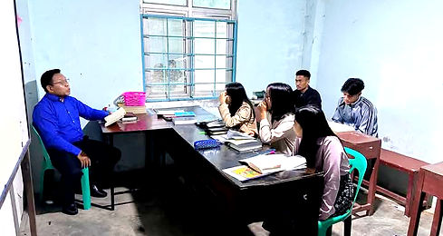 First year Clas _edited.jpg