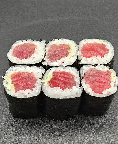 San Francisco Sushi Class Tekka Tuna Hosomaki Roll.jpg