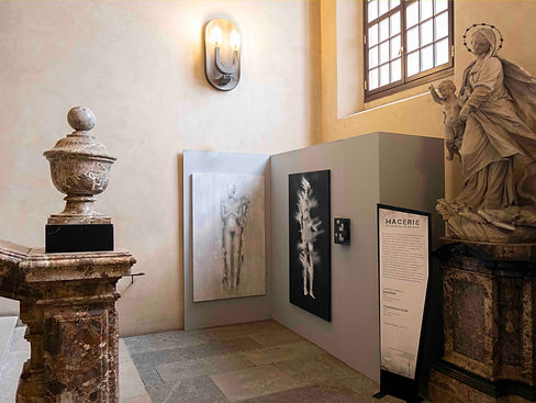 giampaolo-parrilla-unicatt-milano-Allestimento Unicatt 1.jpg