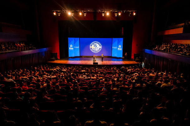 Empresas
foto de evento
fotografia de eventos
Fotógrafo
Fotografia profissional
Fotografia em rj
Fotógrafo de eventos corporativos
Fotografia empresarial
Fotografia de conferências
Fotografia de lançamento de produto
Eventos institucionais
Fotógrafo de eventos corporativos no rj
Fotografia para empresas
Cobertura de eventos institucionais
Fotógrafo para palestras e conferências
Fotos profissionais para empresas
Fotografia de eventos corporativos premium
Fotógrafo para feiras e exposições
Fotos de eventos corporativos com drone
Fotografia de branding para empresas
Fotógrafo para eventos de lançamento