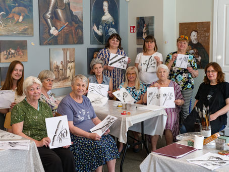 Oriental Painting Workshop in Vilnius: A Creative and Peaceful Art Experience at the Picture Gallery