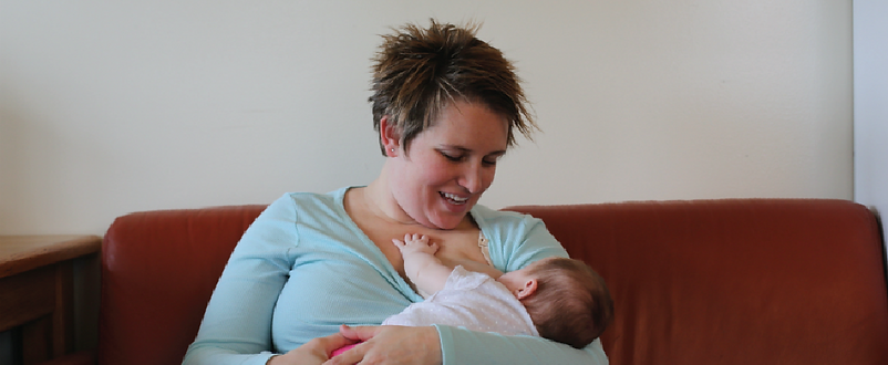 mama-baby-white-breastfeeding-donna-bruschi-ibclc.png