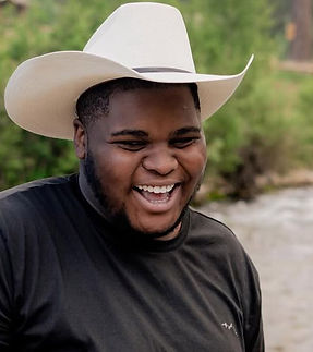 Daniel Harris-2_edited_edited.jpg