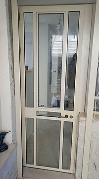 דלתות 4300.jpg