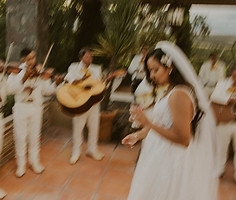 Marcella Laine San Miguel De Allende Destination Wedding-Ally--Steve-2702_edited.jpg