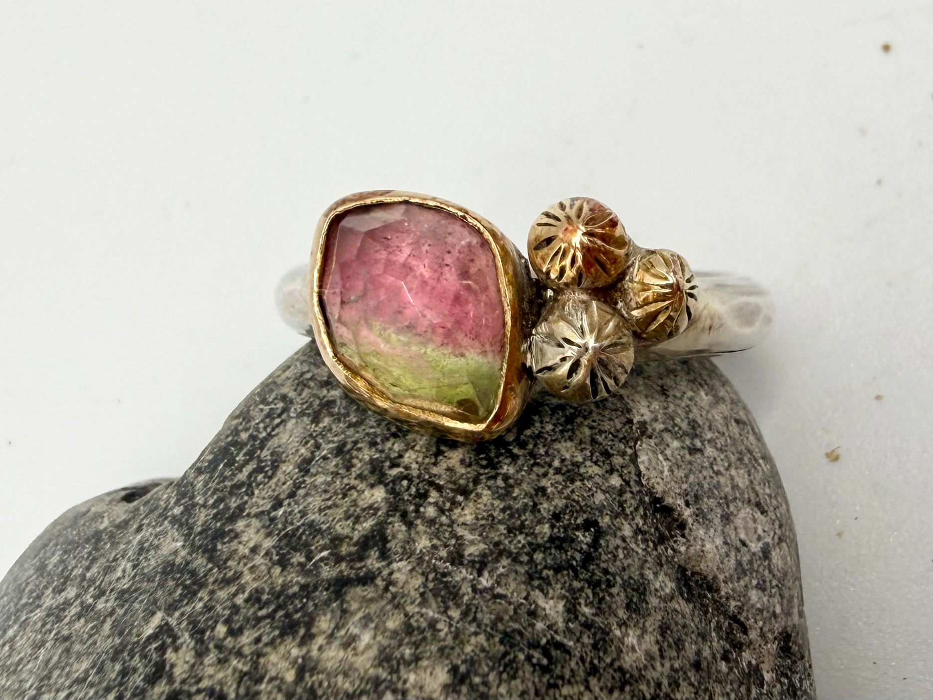 One of a Kind Rockpool ring size O