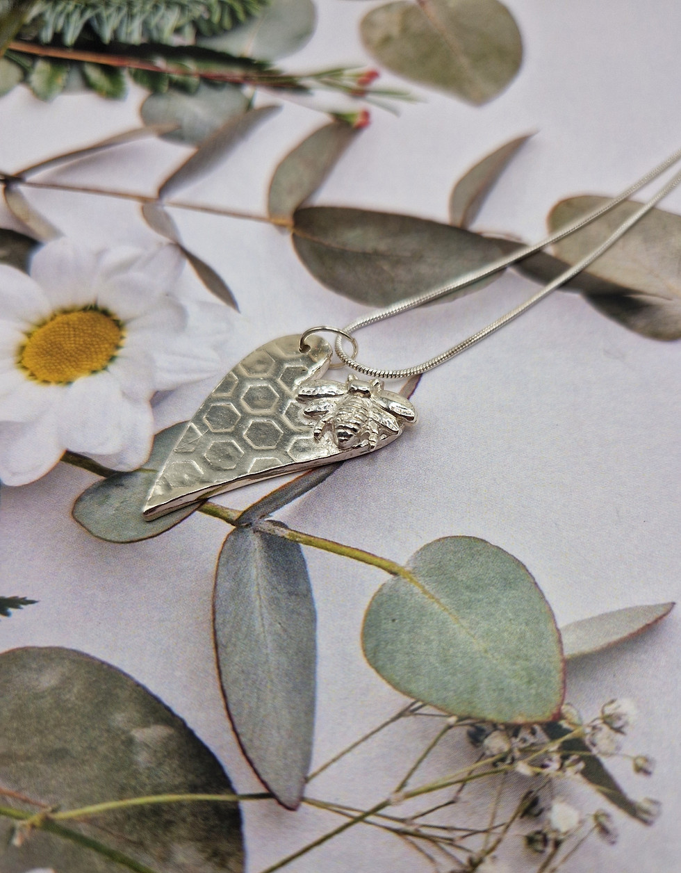 Thumbnail: Lazy Heart Honeycomb & Bee Pendant