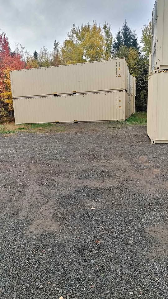 40FT 1 TRIPPER CONTAINERS