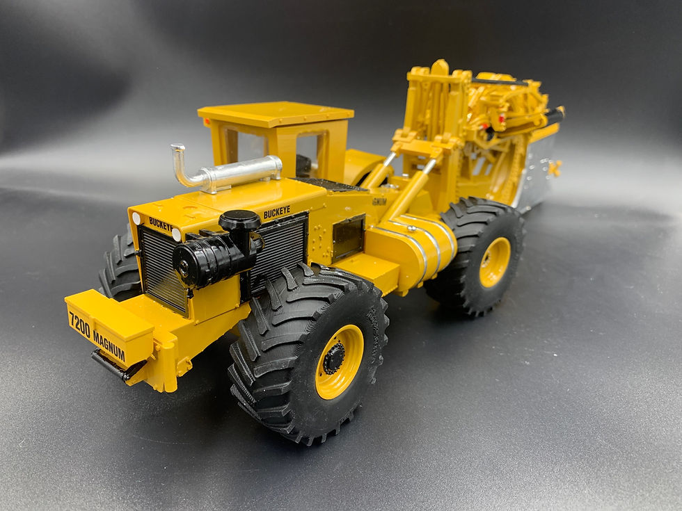 Thumbnail: 1/32 Buckeye 7200 Cab