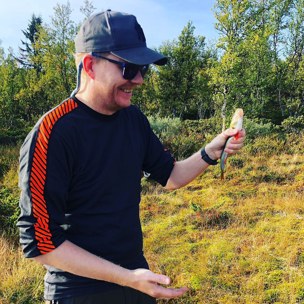 Denne gladfisen forventet ikke å få fisk i det hele tatt. STOR suksess!
