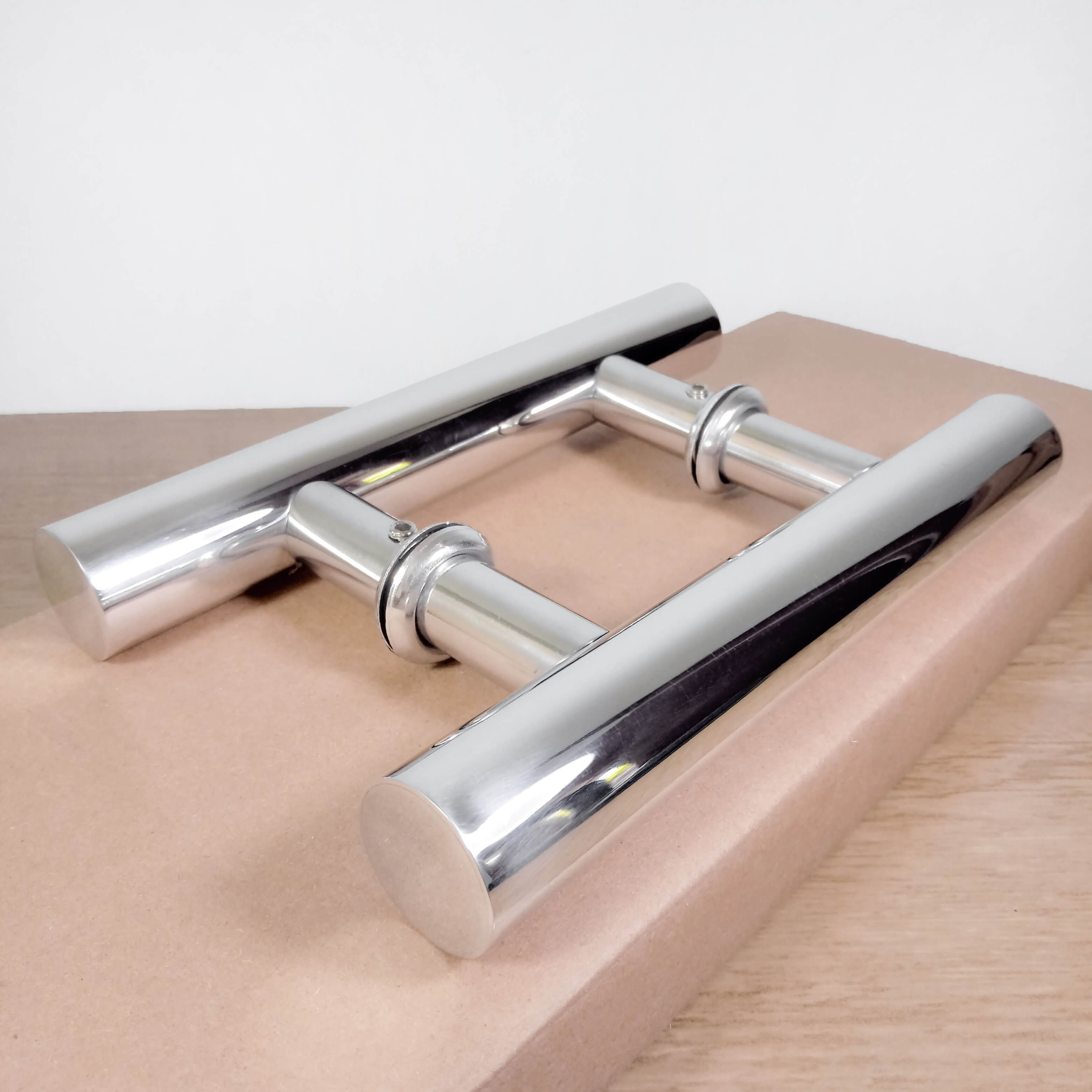 Puxador Tubular 20cm em Alumínio com 10cm entre furos