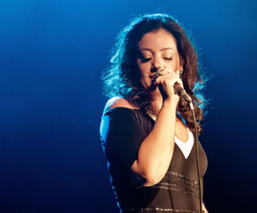 Certezas Inacreditáveis Teatro Café Pequeno.jpg