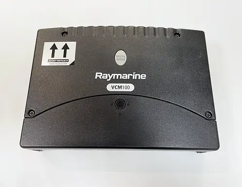 Raymarine VCM100 E52091 — VCM100 with closed cover