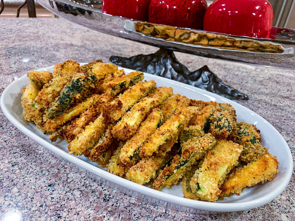 CRISPY OVEN BAKED ZUCCHINI FRIES