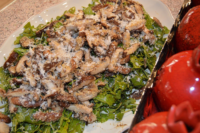 BAKED MUSHROOM AND ARUGULA SALAD (FUNGHI ASSOLUTI)