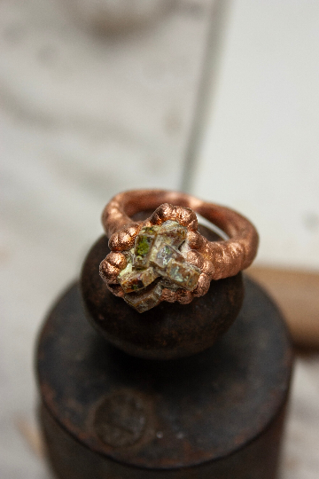 Miniaturbild: Vanadinit Ring #A20 - Bright Aura finish