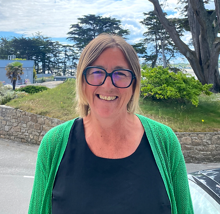 nathalie 2_edited_edited.png