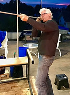 Gary Raskin glassblowing