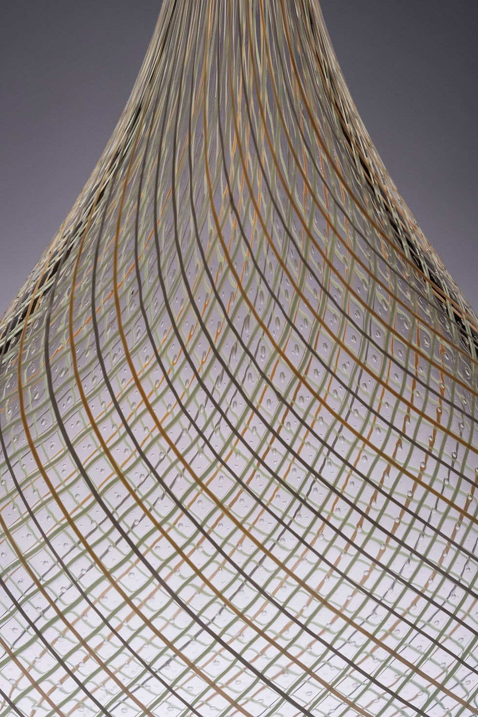 Smooth neck Handblown Glass Reticello Vase