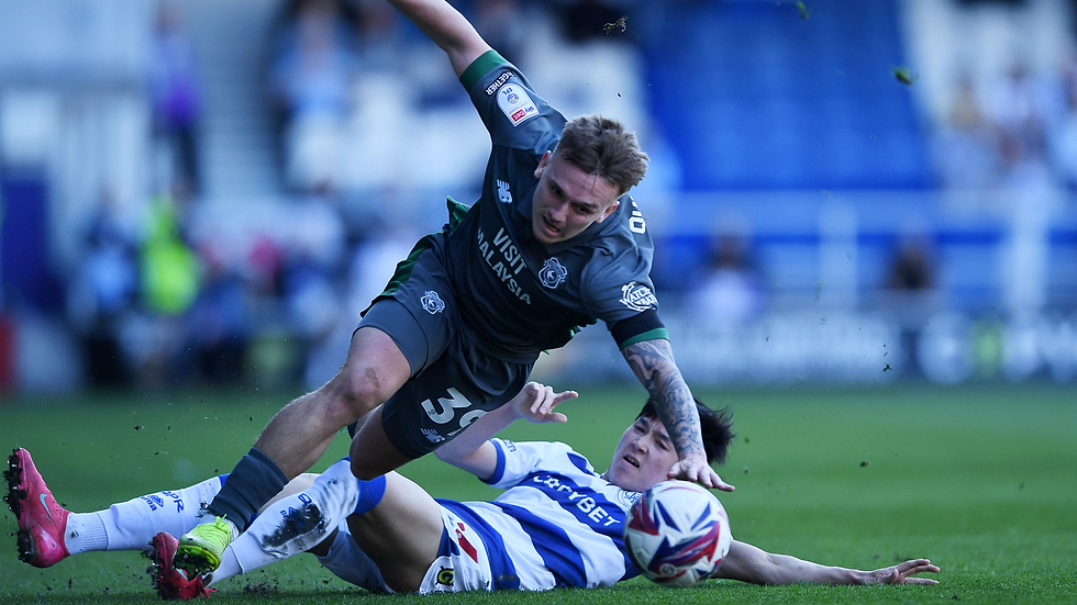 Isaak Davies in action.